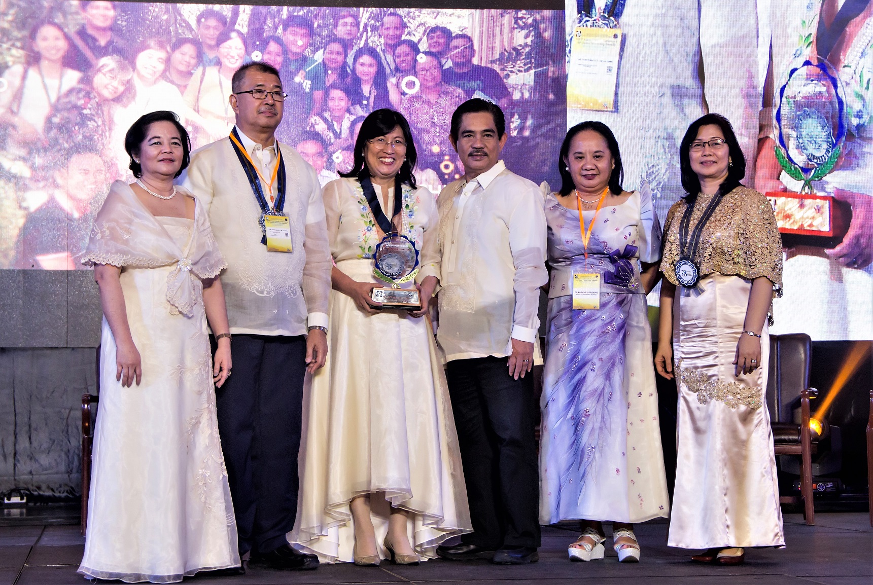 Professor Andrea Santiago and Professor Fernando Roxas (third and fourth from left) at NRCP 85th General Membership Assembly and Annual Scientific Conference.