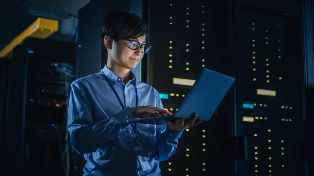 a cybersecurity expert working